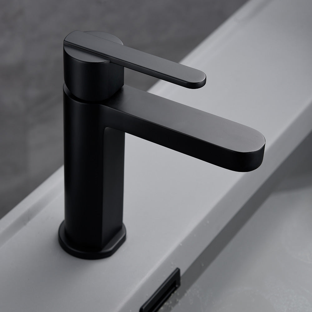 Seattle | Grifo de Lavabo Bajo Monomando | Latón