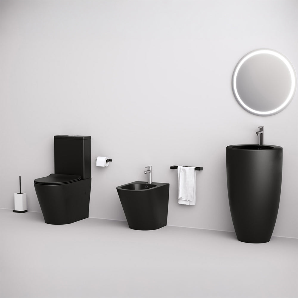 Georgia | Inodoro al Suelo Completo Rimless Adosado a Pared | Tapa Extrafina Amortiguada | Con Codo incluido